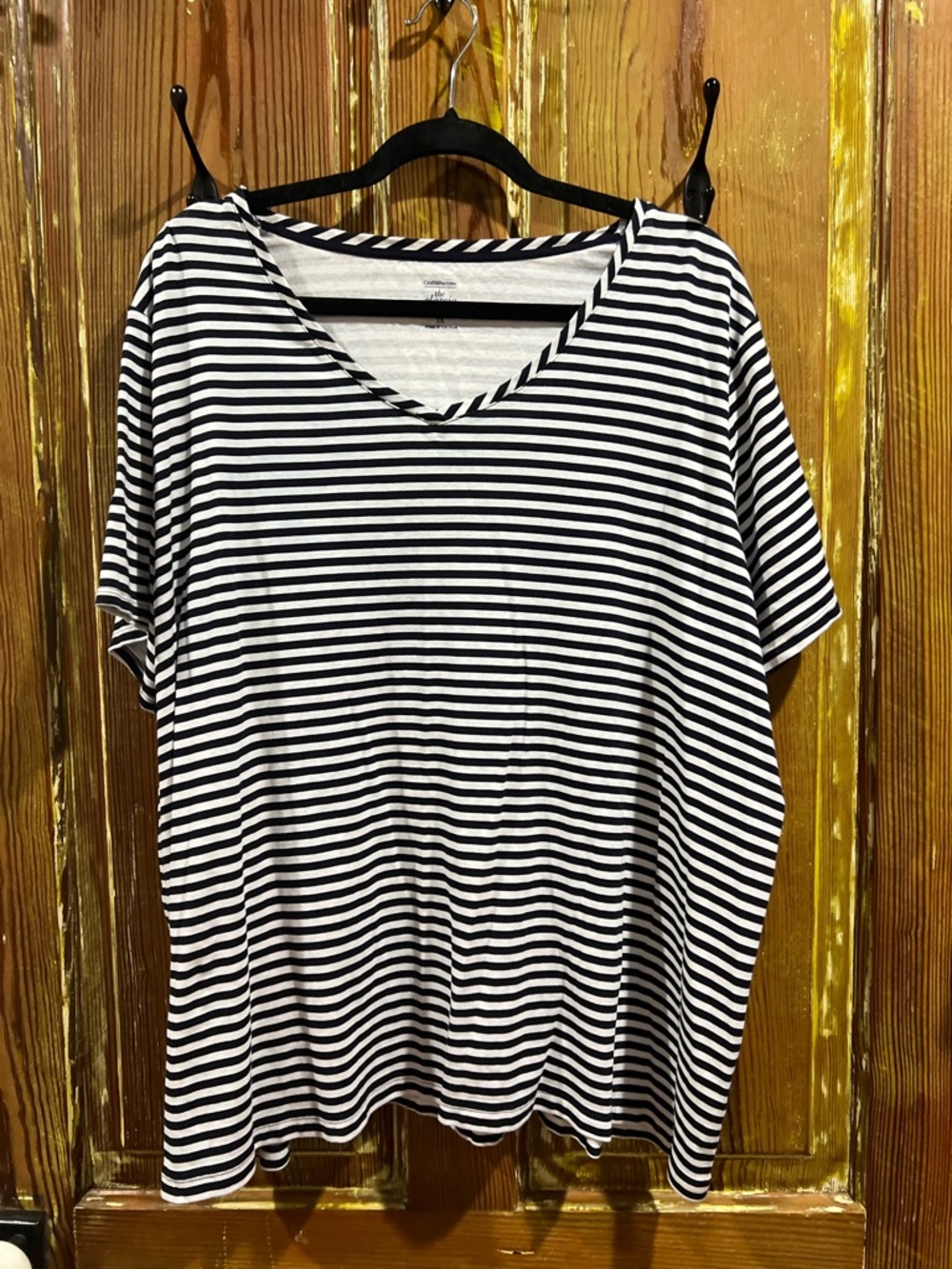 Croft & Barrow Navy and White Striped V-Neck Short Sleeve Tee